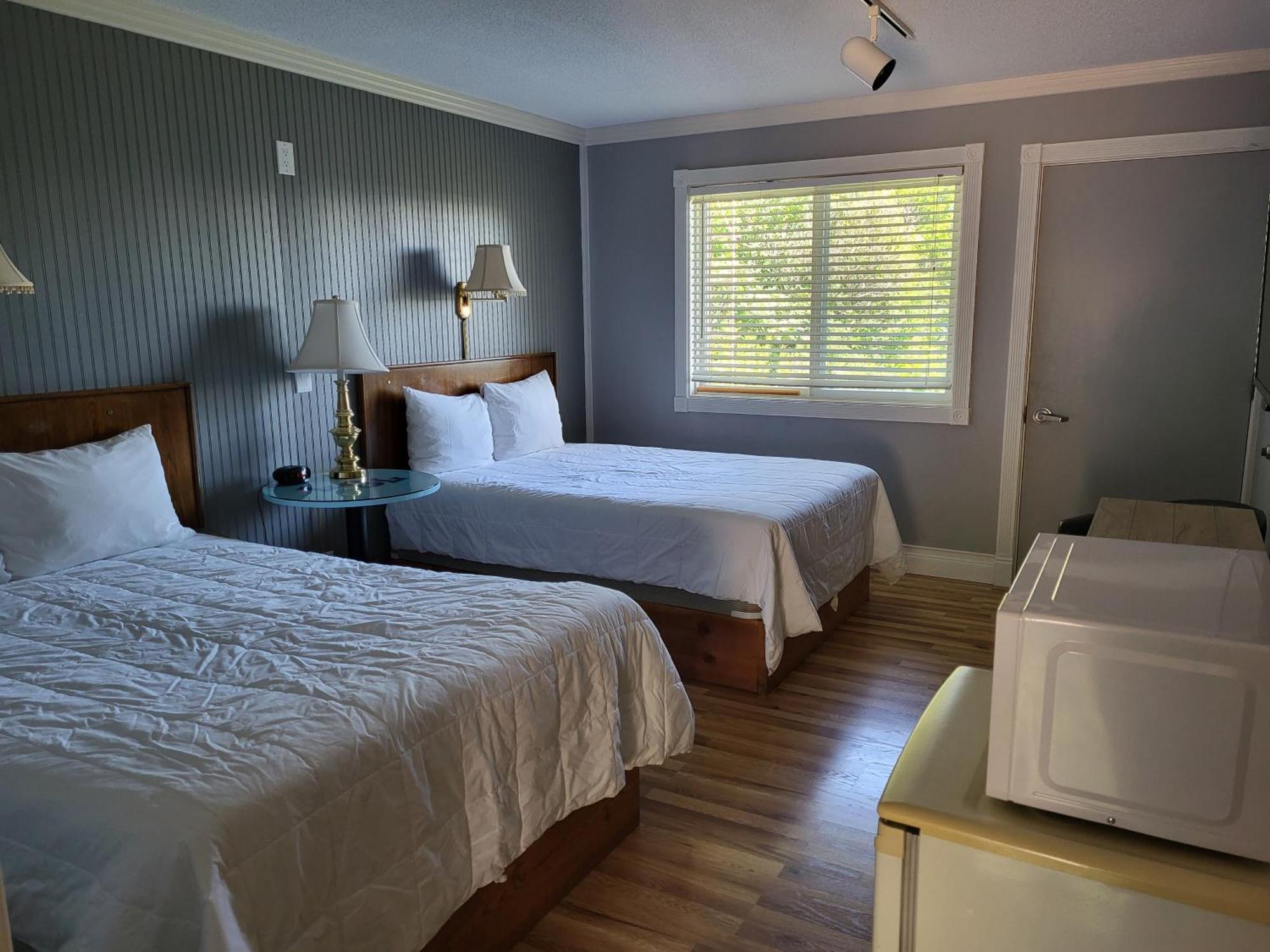 Chequamegon Lake Superior Lodge Бейфилд Экстерьер фото